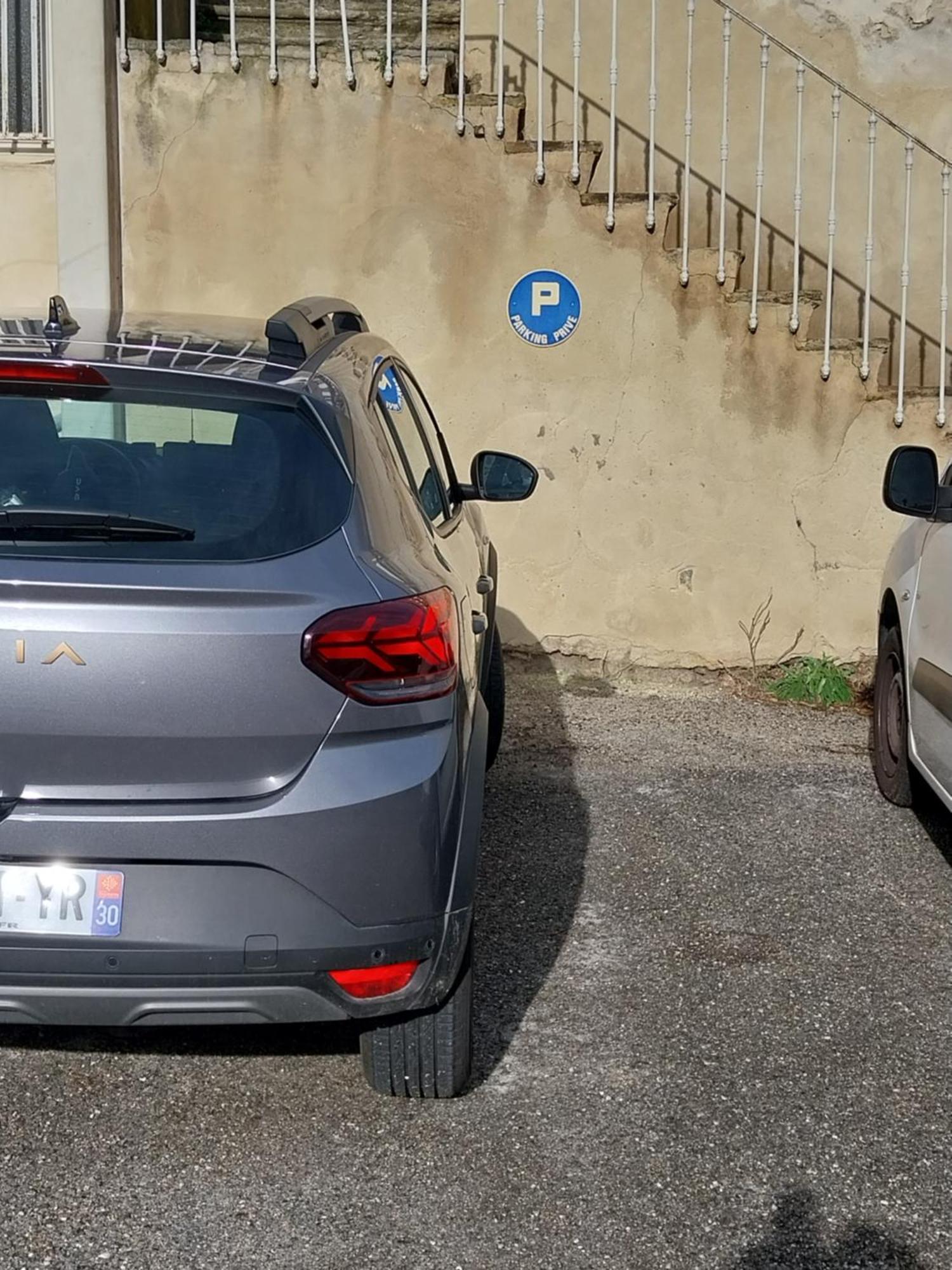 Maison Quai De La Fontaine Plus Parking Nîmes Exteriör bild